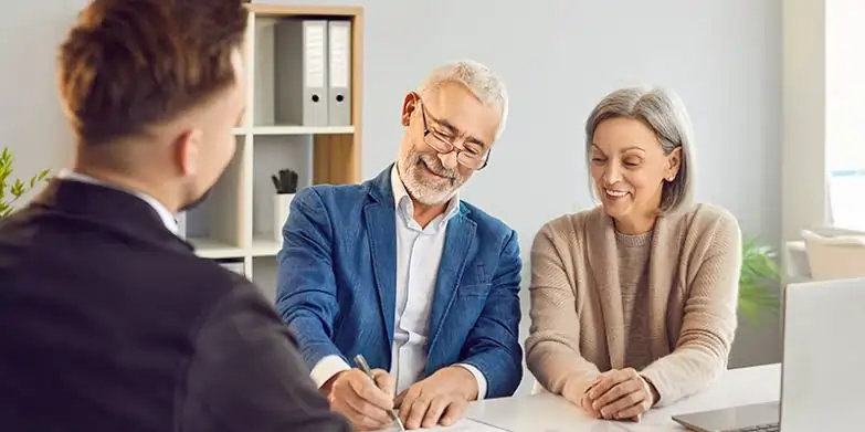 Why Are More Divorcing Couples Choosing Mediation Wells?
